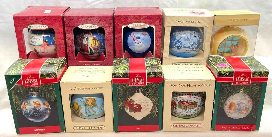 Hallmark Keepsake Ornaments Lot Of 10 Glass And Satin Balls (1 of 13)