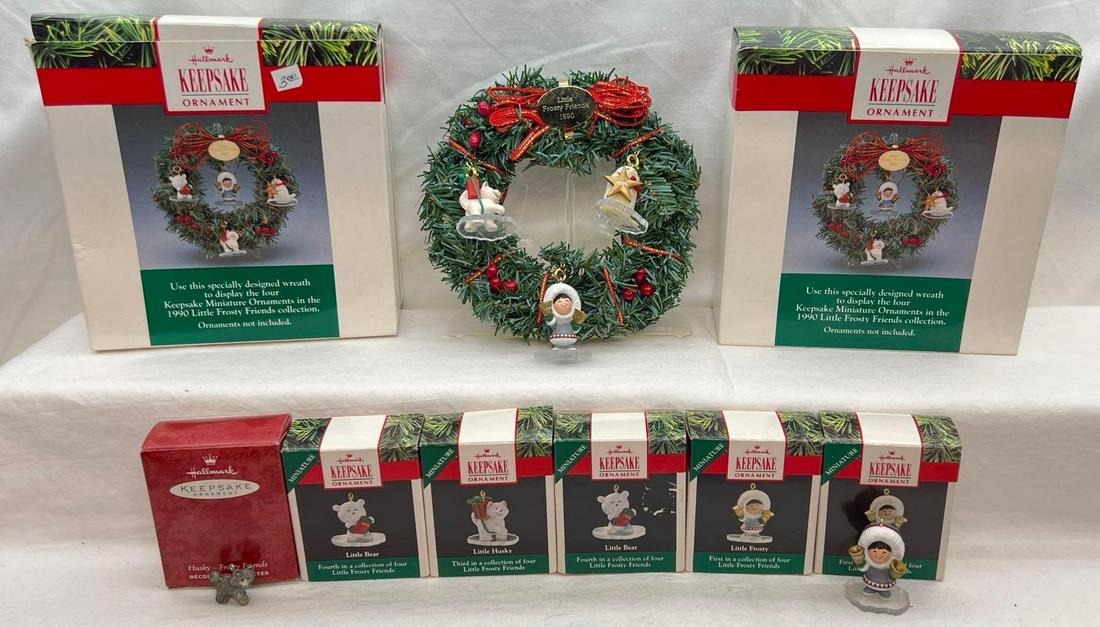 Hallmark Keepsake Ornaments Little Frosty And Friends Memory Wreath (1 of 7)