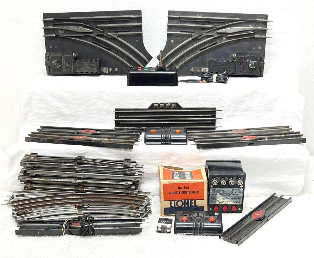 Postwar Lionel O27 remote control track sections 166 1122 controllers track sections (1 of 7)