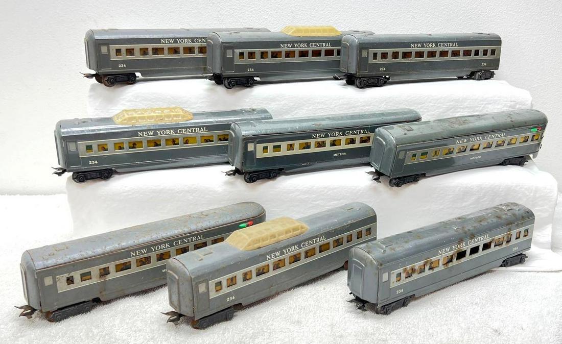 Postwar Marx O Gauge 9 NYC 234 Meteor illuminated passenger (1 of 4)