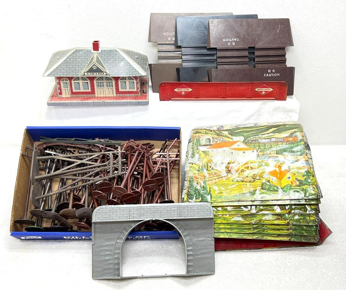 Postwar Marx O Gauge four lithographed tunnels road crossings Girard whistle (1 of 11)