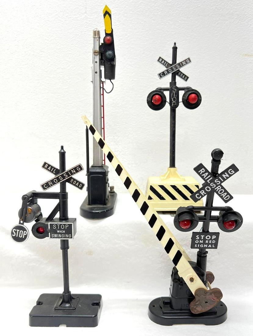 Postwar Lionel O Gauge 140 151 155 262 operating accessories (1 of 3)