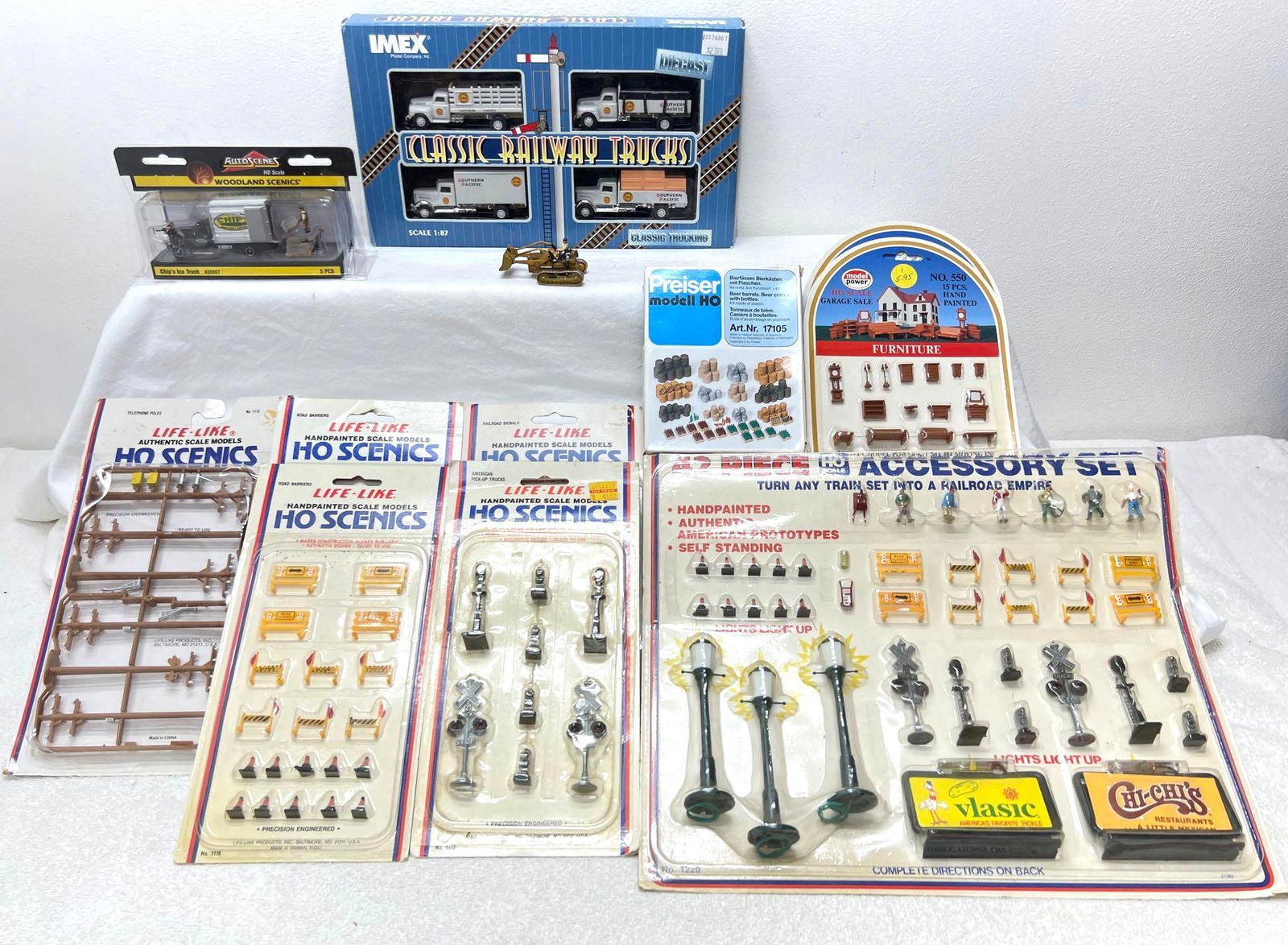 HO Gauge/Scale Life-Like Preiser Woodland Scenics ModelPower (1 of 6)