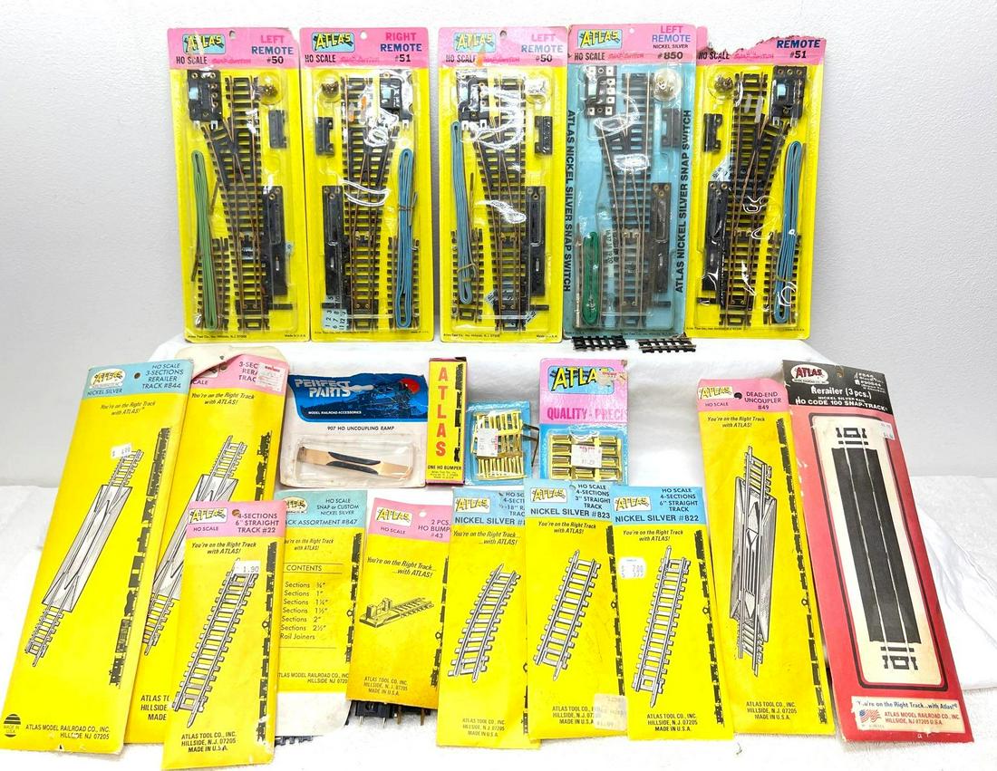 HO Gauge/Scale Atlas nickel silver in envelopes switches track (1 of 6)