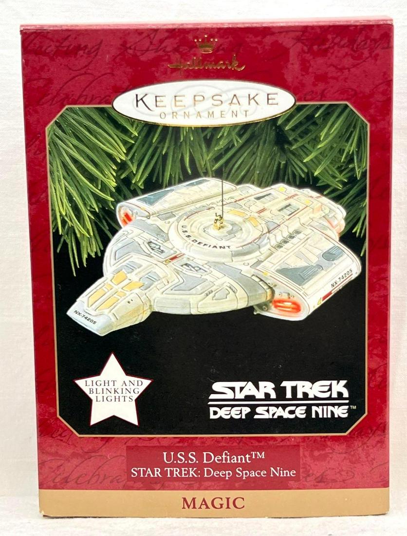 Hallmark Keepsake Ornament Star Trek Deep Space Nine (1 of 4)