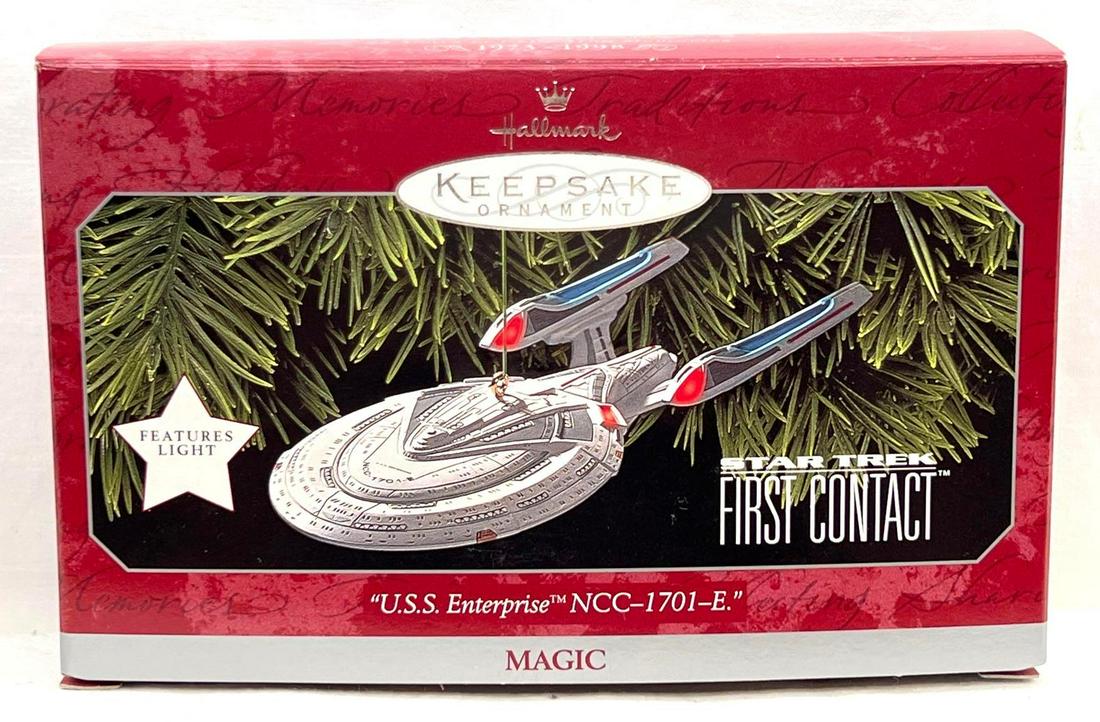 Hallmark Keepsake Ornament Star Trek First Contact (1 of 4)