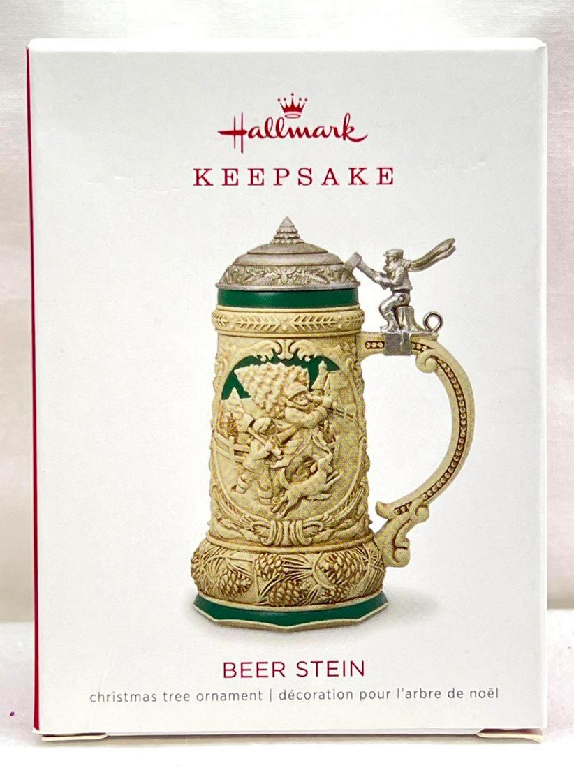 Hallmark Keepsake Ornament 2018 Beer Stein (1 of 5)