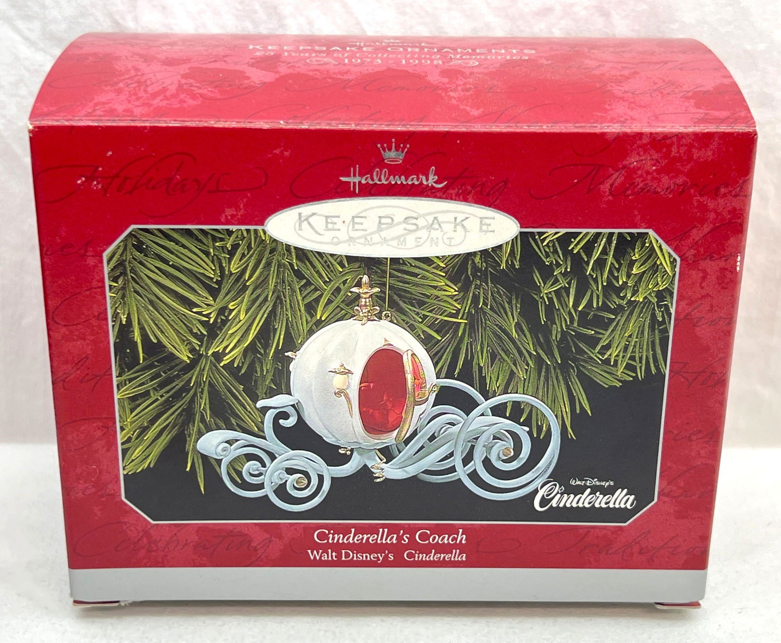 Hallmark Keepsake Ornaments Walt Disneys Cinderella (1 of 4)