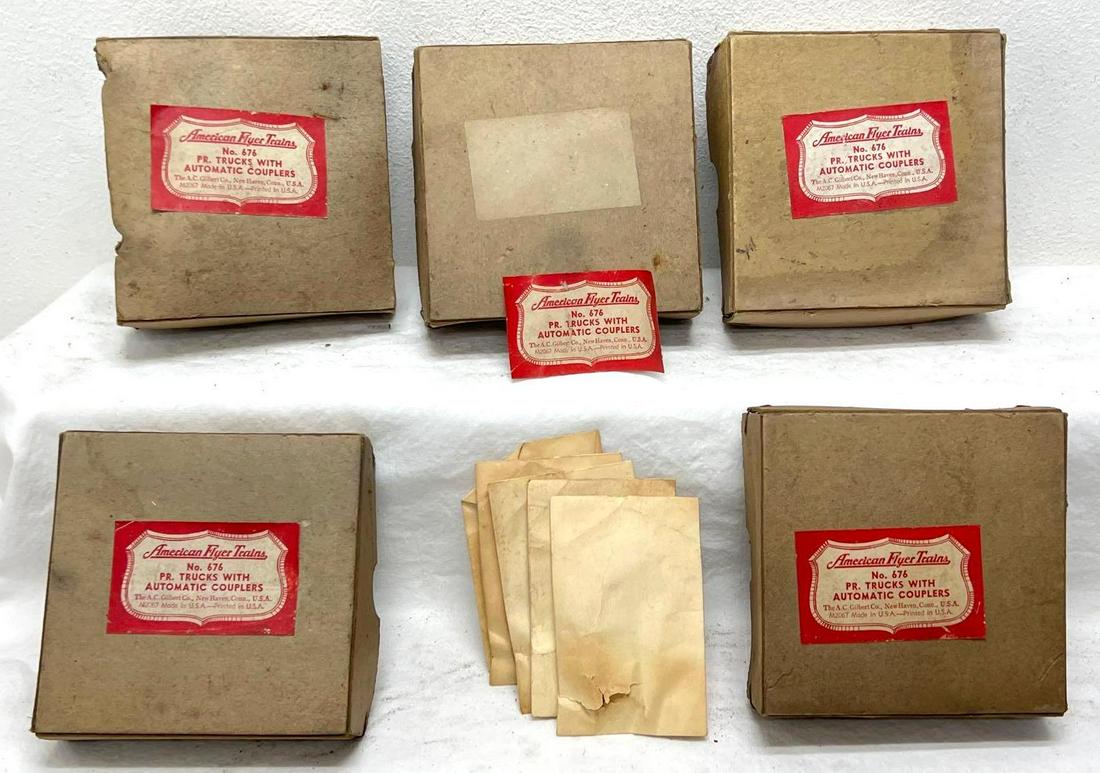 Prewar American Flyer Narrow/O Gauge No. 676 Pr. Trucks w/Auto Couplers (1 of 5)