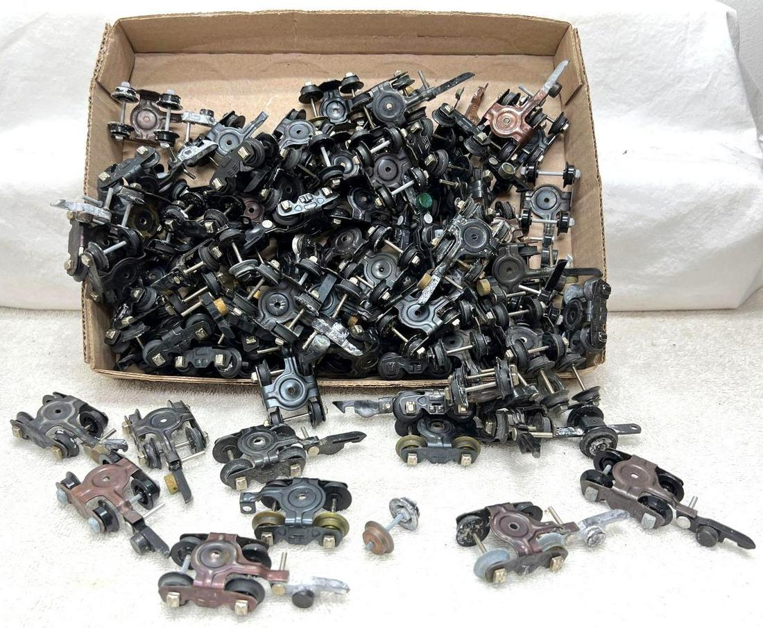 Postwar American Flyer S Gauge link coupler truck assemblies 70 total (1 of 3)