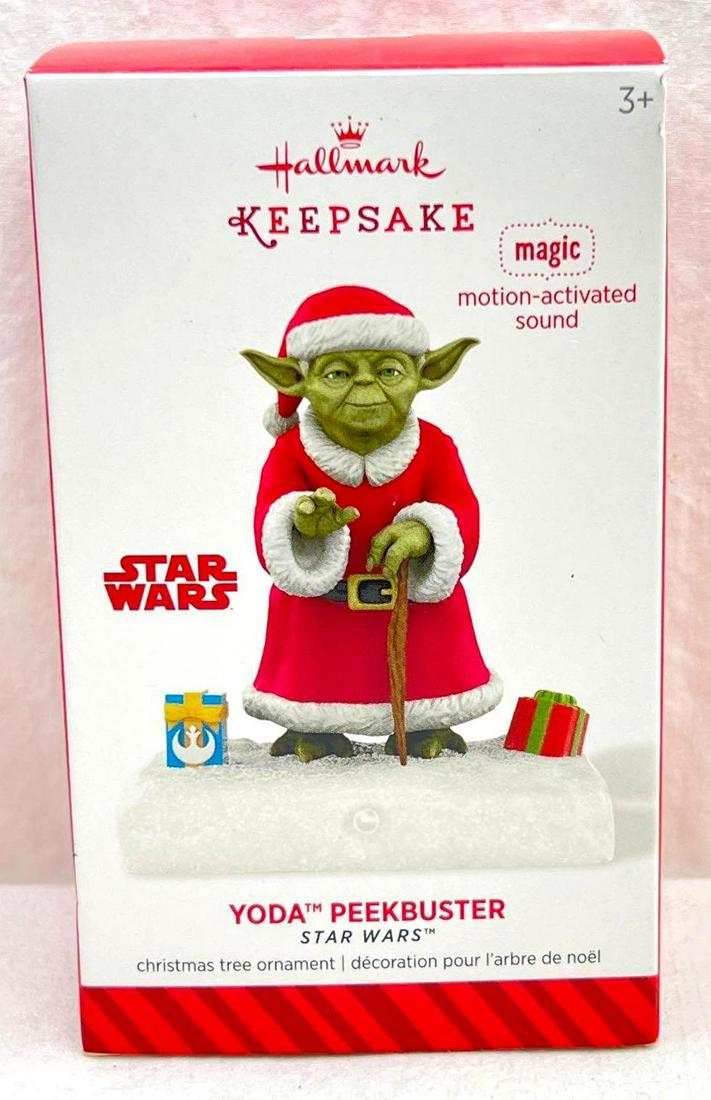 Hallmark Keepsake Ornament Star Wars Yoda (1 of 4)