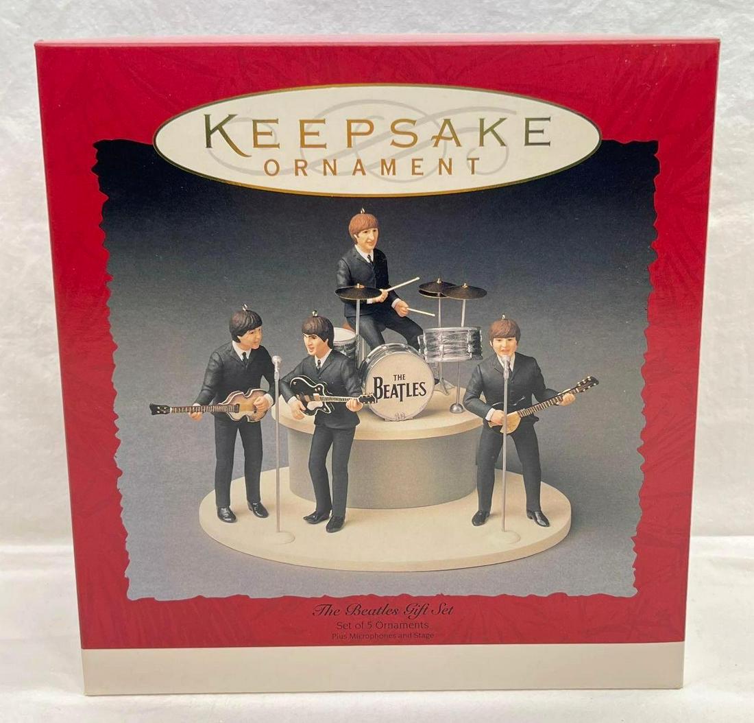 Hallmark Keepsake Ornament The Beatles Gift Set (1 of 3)