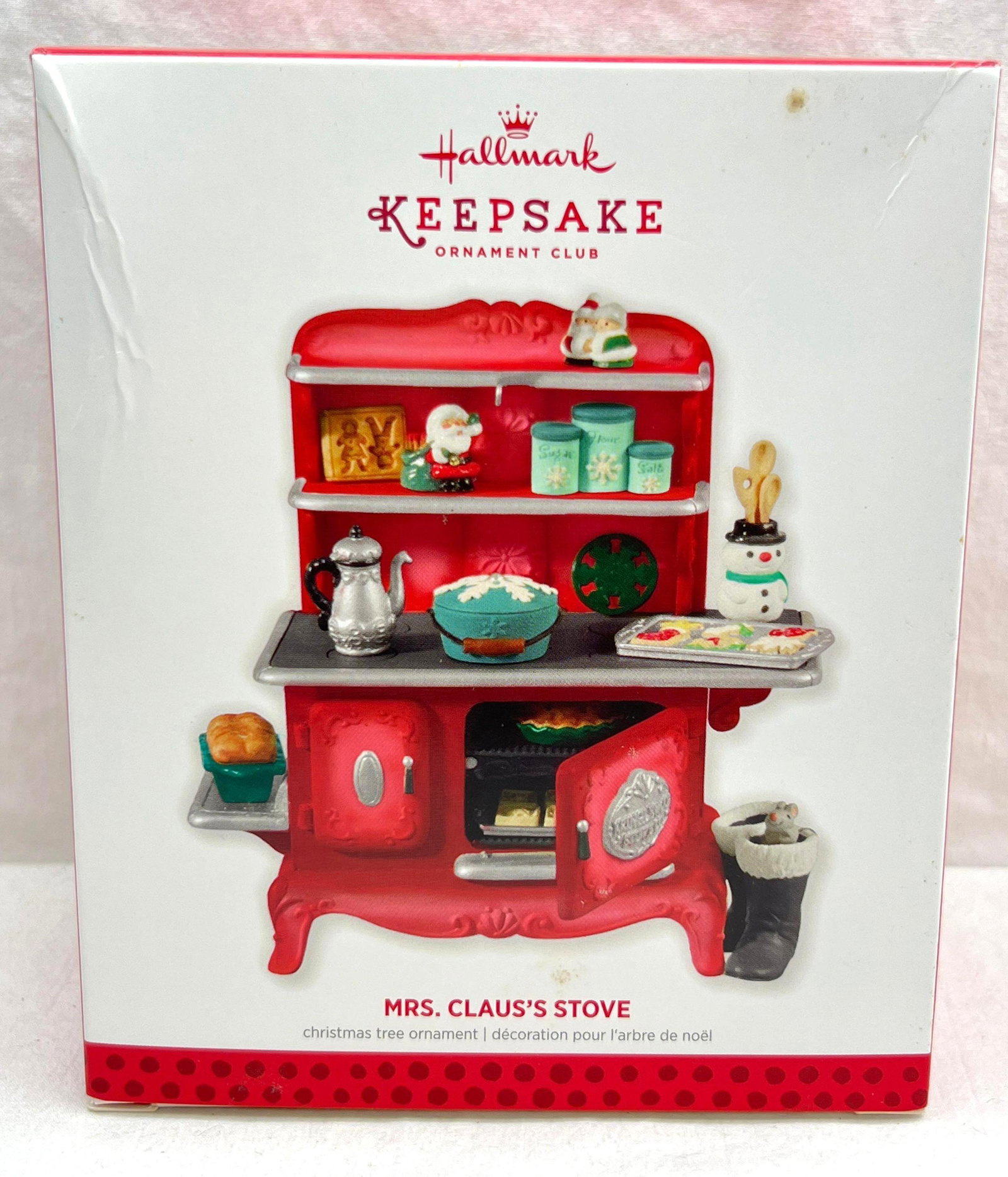Hallmark Keepsake Ornament Mrs. Claus Stove (1 of 3)