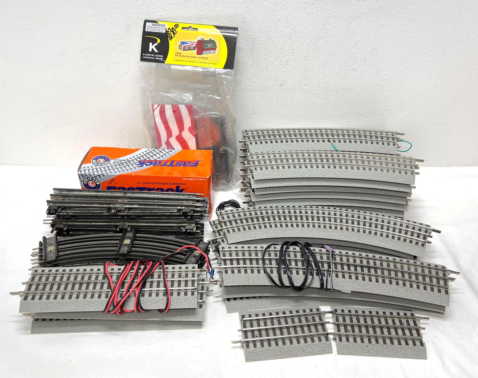 Modern Era Lionel O Gauge FasTrack mixed assortment 12059 K-Line 6-22398 (1 of 5)