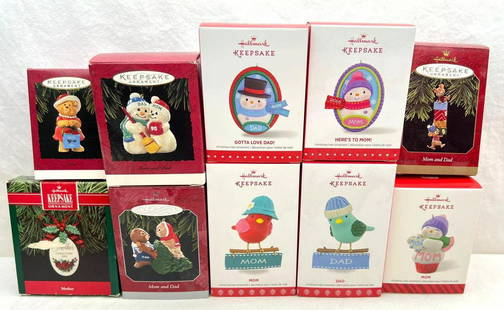 Hallmark Keepsake Ornaments Lot of 10 Mom and Dad: Hallmark Keepsake Ornaments Lot of 10 Mom and Dad. This lot includes, 1991 Mother, 1995 Mom and Dad, 1993 Mom, 1997 Mom and Dad, 1998 Mom and Dad, 2014 Mom, 2015 Here's To Mom, 2015 Gotta Love Dad