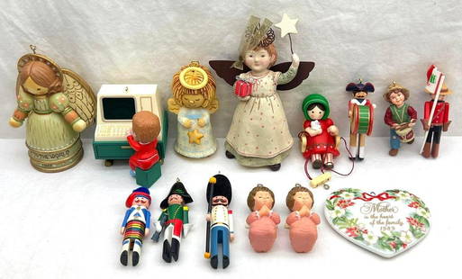 Hallmark Keepsake Ornaments Lot Of 14 No Box Angels Clothespin Soldiers And More: Hallmark Keepsake Ornaments Lot Of 14 No Box Angels Clothespin Soldiers And More. This lot includes, Five Clothespin Soldiers, Two- Praying Angels, 1989 Mother Heart, 1090 Vintage Letter To Santa,