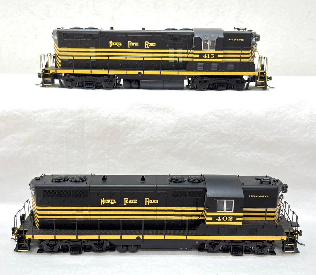 Like-Like Proto 2000 HO Gauge NKP 402 415 GP-7 diesel (1 of 5)