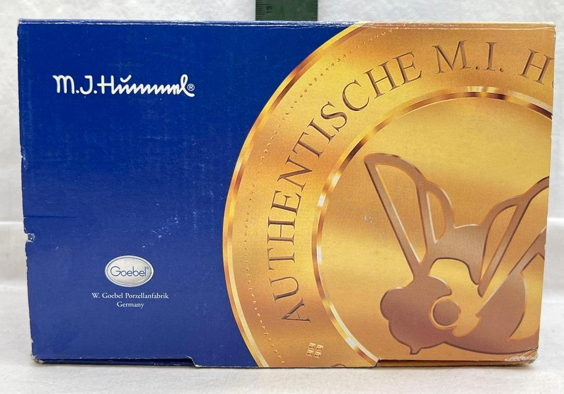 Goebel Hummel Big Announce Special Event Figure: Goebel Hummel Big Announce Special Event Figure. This lot includes, #1904 Special Event Figure Big Announce 02-153-01-3, 4 1/2 inches tall. No chips or cracks. Have been displayed.