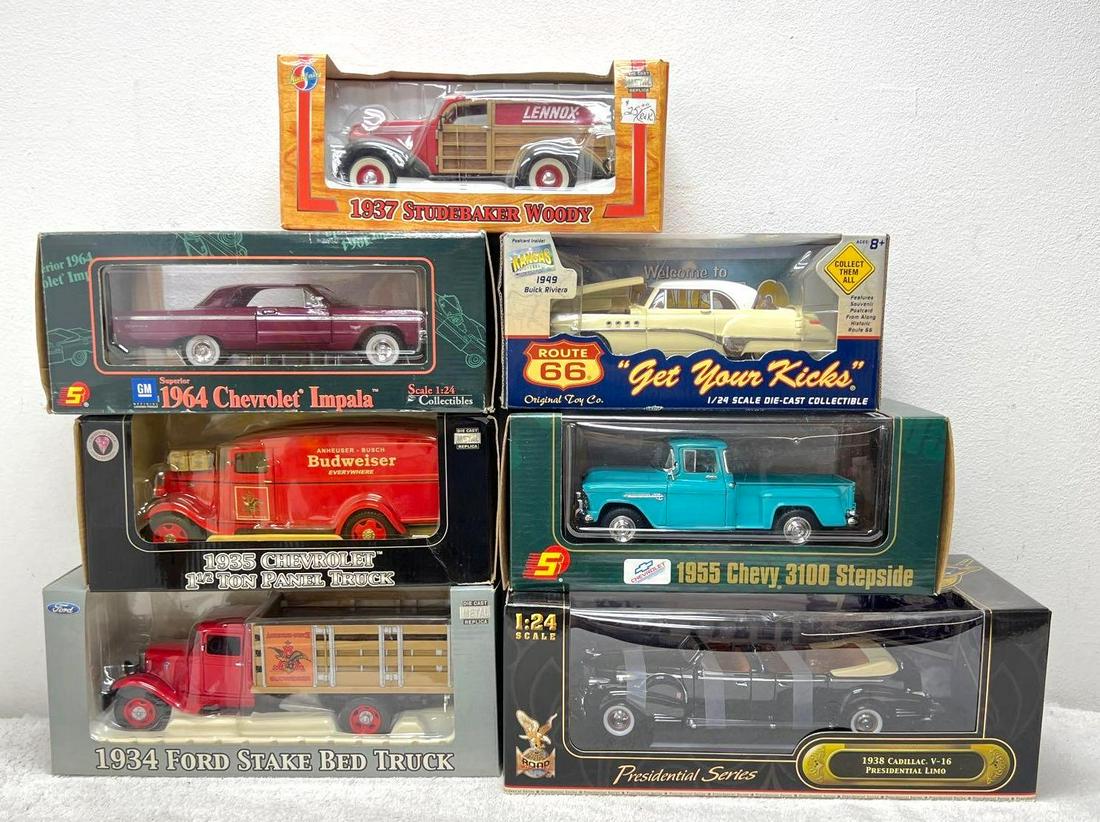 Seven 1:24 scale die-cast in box Crown Jewel Signature (1 of 5)