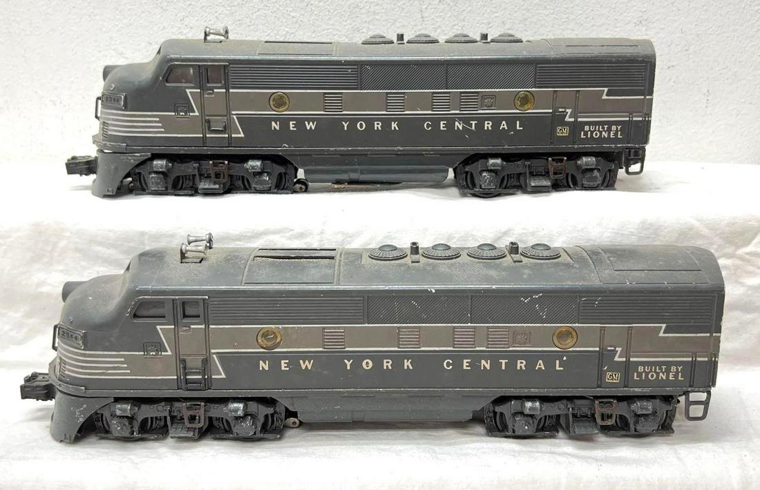 Postwar Lionel O Gauge 2344 NYC diesel F3 A units (1 of 5)