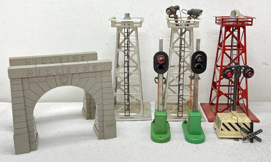 Postwar Lionel O Gauge 394 395 155 153 920-2 more (1 of 7)