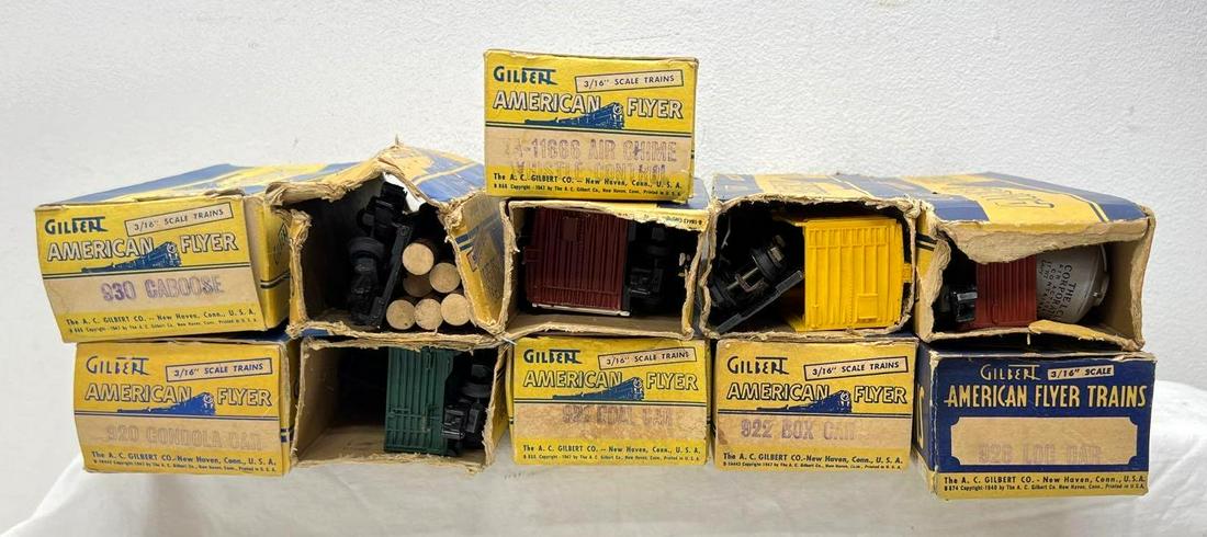 Postwar American Flyer S Gauge freight in original boxes (1 of 12)