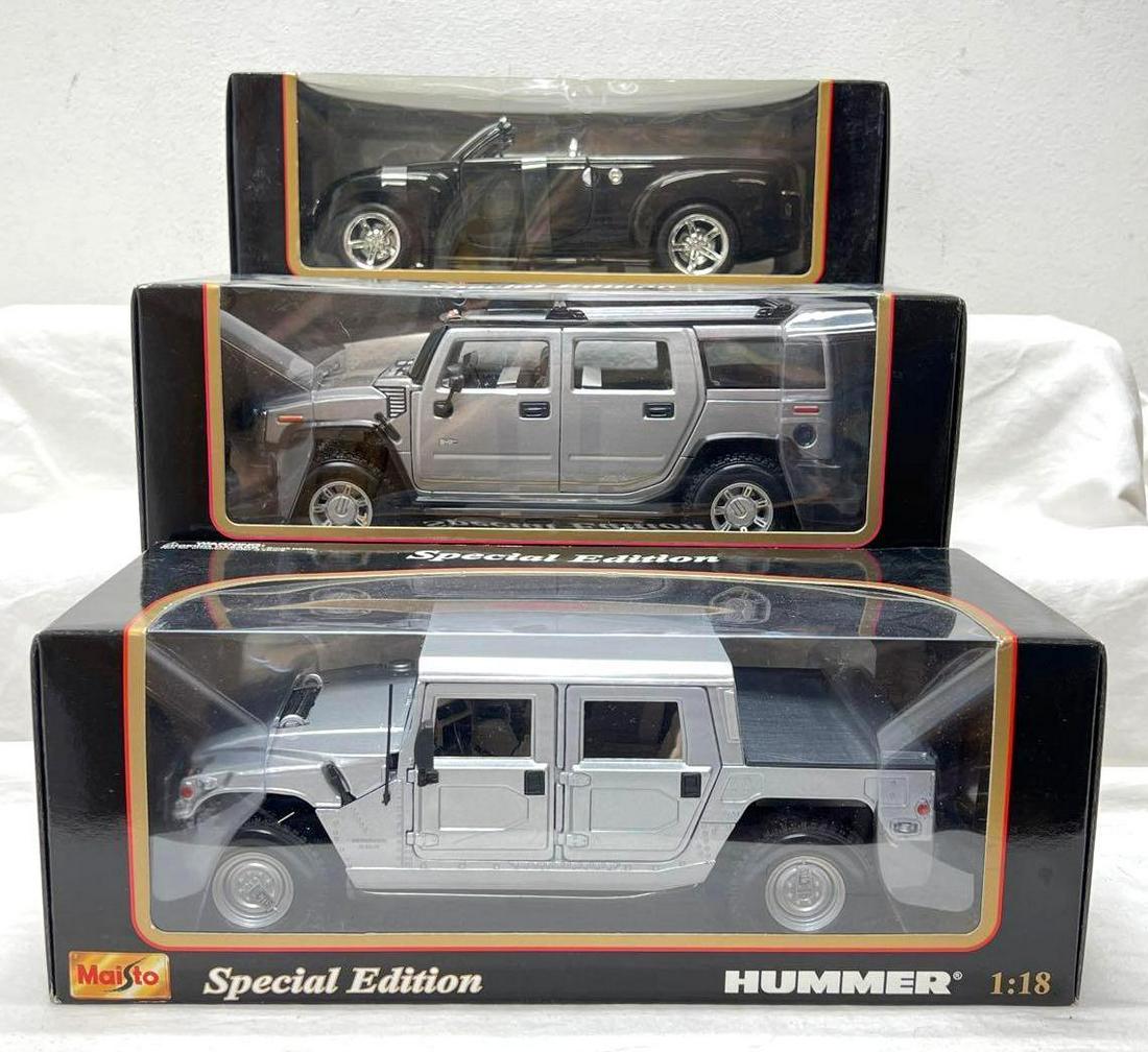 Three Maisto 1:18 die cast 31639 30631 30857 in boxes (1 of 13)