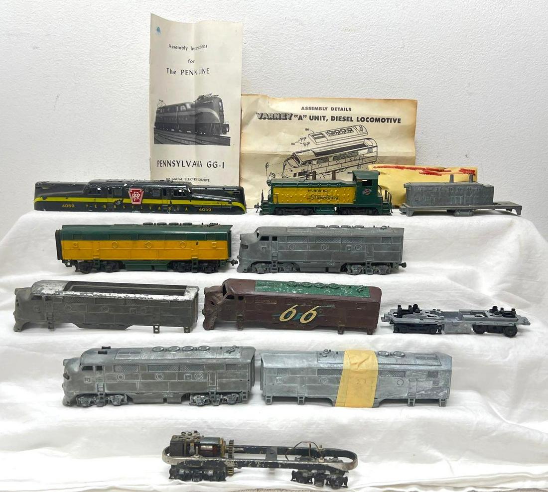 HO Gauge Penn Line GG-1 electric Fb and Fb SW diesel shells chassis (1 of 4)