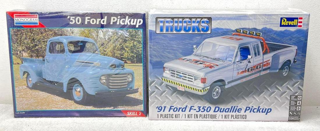 Monogram 1:24 Scale Ford F 350 Duallie Pick Up Truck Model