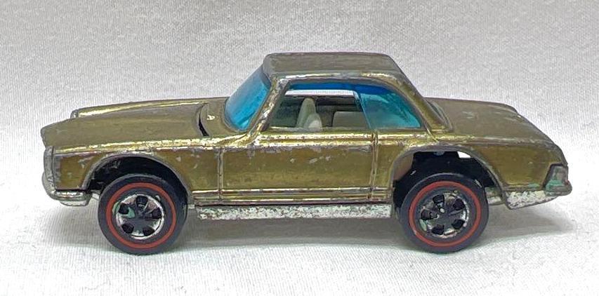 1/64 die-cast Hot Wheels 1969 Mercedes Benz 280SL Redline Original Condition (1 of 5)