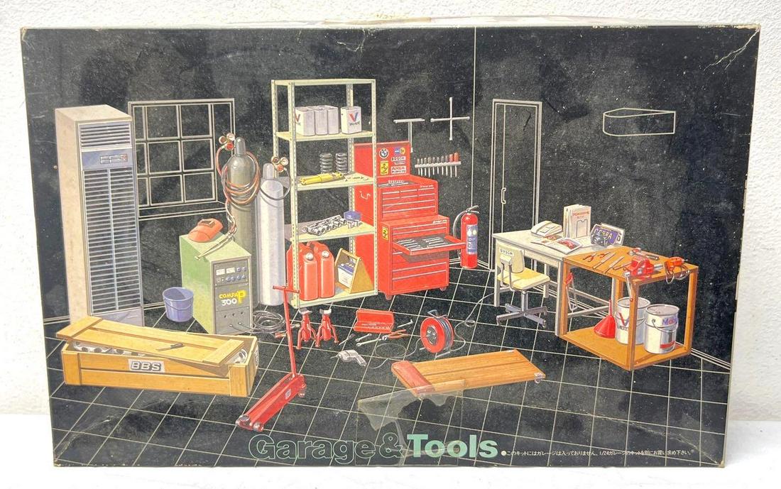 1/24 scale Fujimi GT2-1000 Garage & Tools tools plus custom wheels other parts (1 of 10)