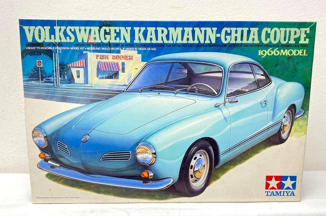 Tamiya 1/24 Volkswagen Karmann-Ghia Coupe 1966 unbuilt complete in box (1 of 8)