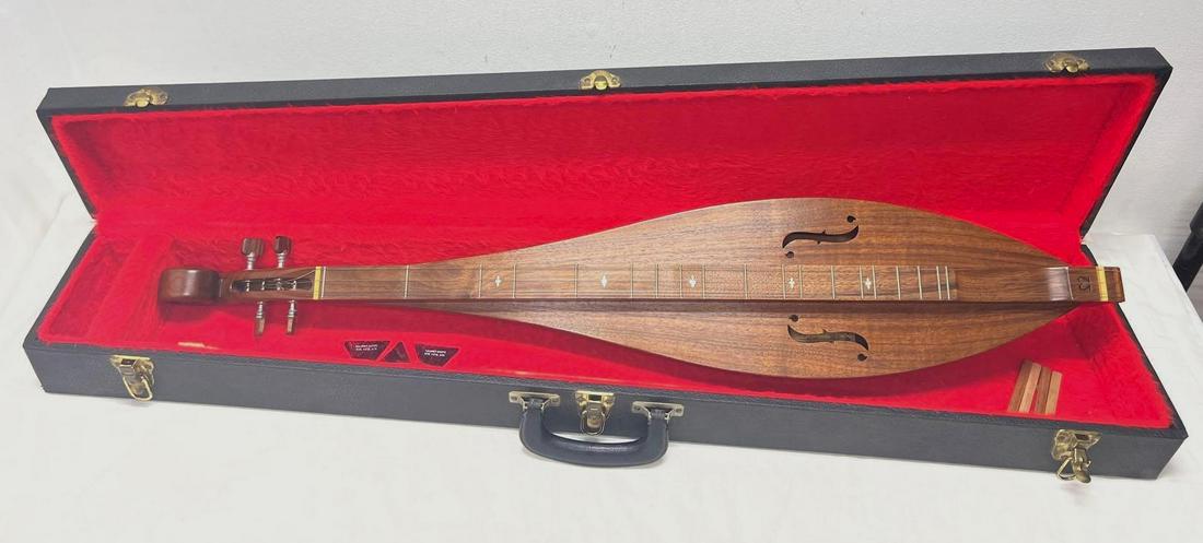 Lynn McSpadden Special T34-W 6966 The Dulcimer Shoppe (1 of 15)