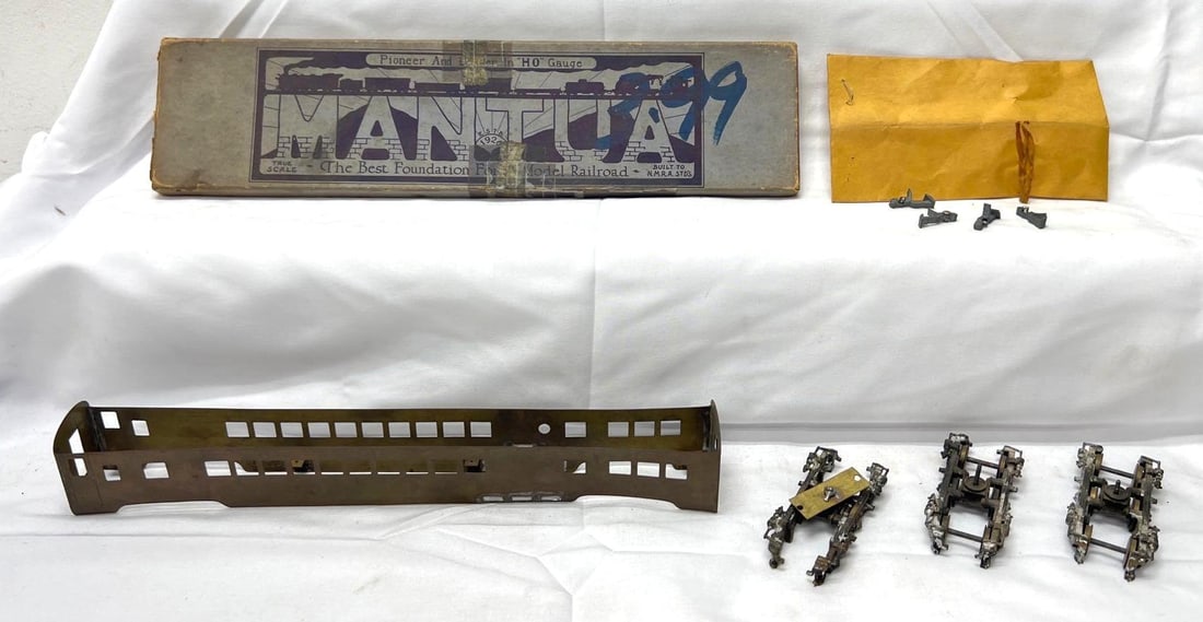 HO Scale passenger car brass body die-cast trucks die-cast couplers More (1 of 8)