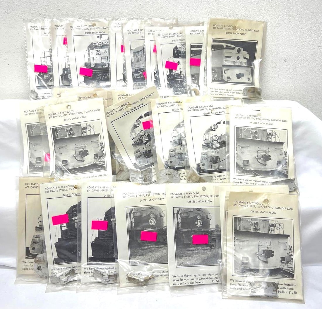 HO Gauge Holgate & Reynolds diesel snow plows NIP PL50-59: HO Gauge Holgate & Reynolds diesel snow plows, NIP New In Packages; two PL50, five PL51, two PL52, two PL53, five PL54, three PL55, two PL56, three PL57, two PL58, two PL59. Packages show little t