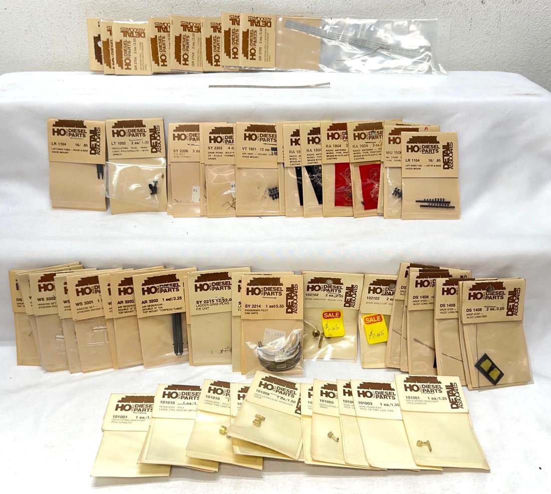 HO Scale Detail Associates 57 packages NOS LT DS GR LR JW: HO Scale Detail Associates 57 packages NOS, New Old Stock, unopened. LT1002, two LR1104, MU1506, JW1703, five RA1804, VT1901, SA2106, SY2202, SY2205, SY2206, SY2211, SY2214, three SY2215, two AR3202, 
