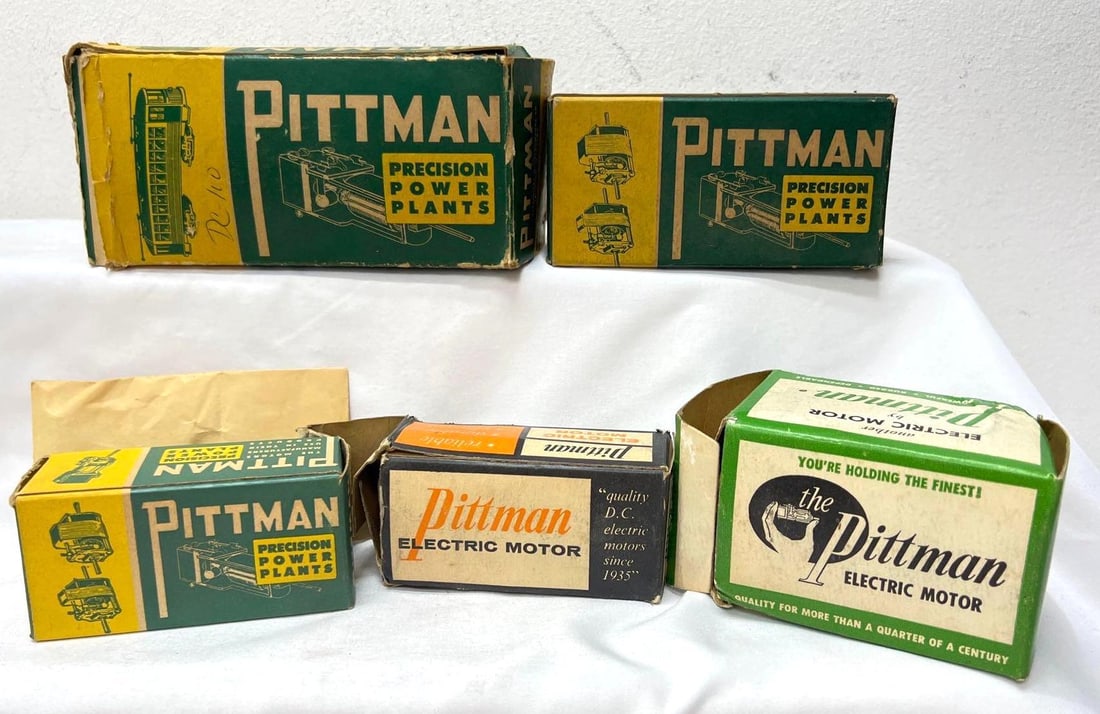 Pittman motors O Gauge locos 1/24 1/25 slot cars DC706 DC100: Pittman motors O Gauge locomotives, 1/24th and 1/25th scale slot cars. DC706, DC100, DC71B, 9004A-12 and DC91 in original boxes, some with instructions. Motors appear to be NOS, New Old Stock never in