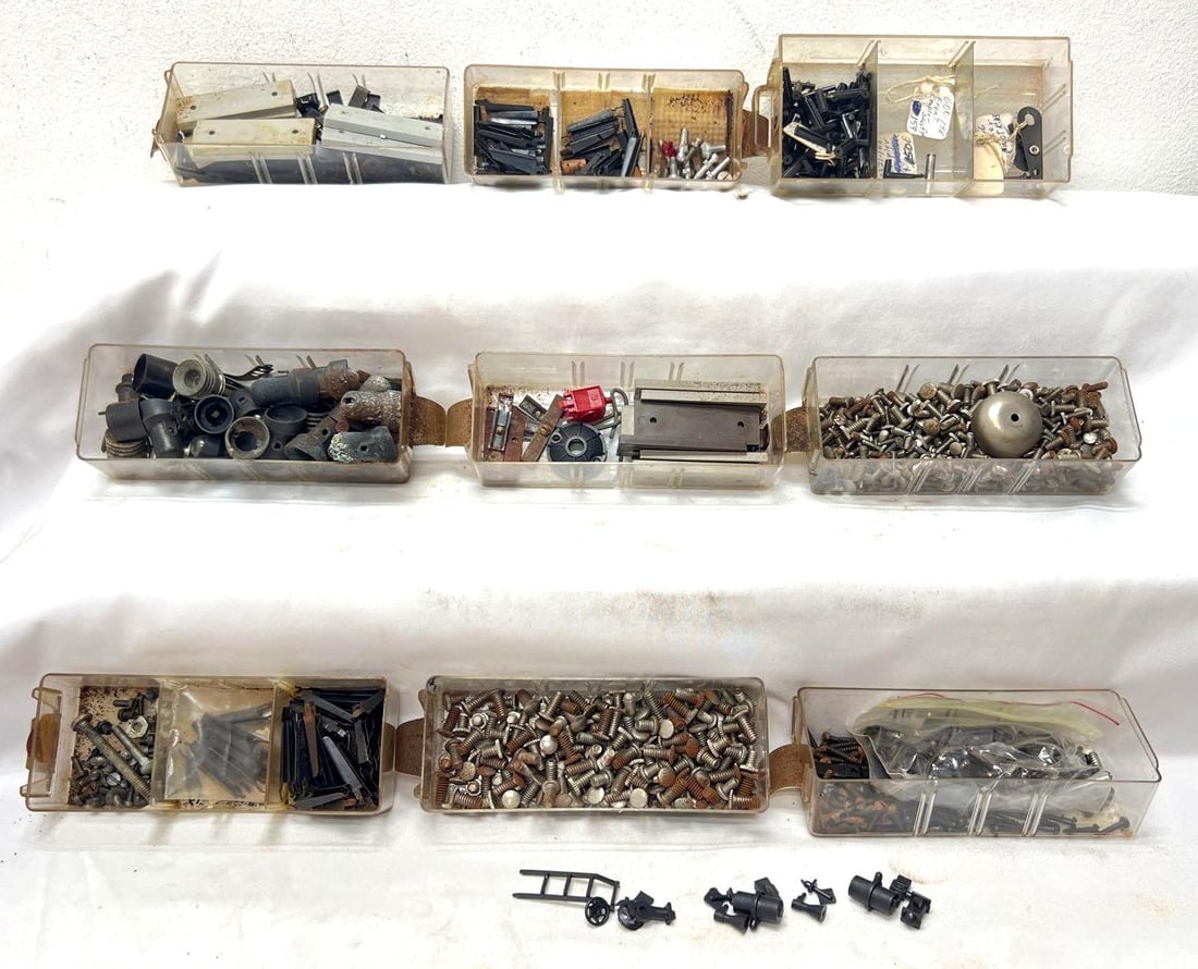 Postwar Lionel O Gauge parts work caboose search light hoods More (1 of 10)