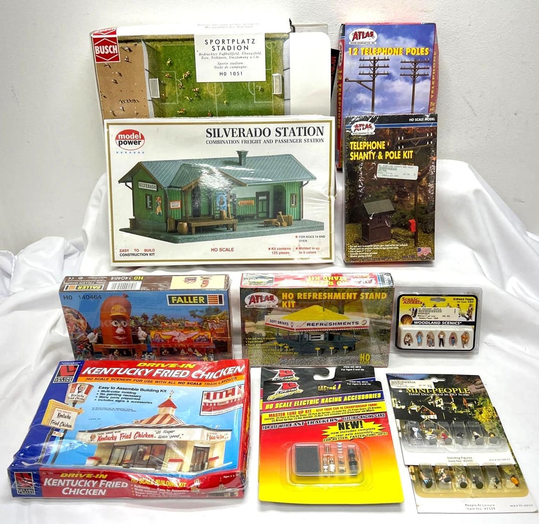 Faller Atlas Life-Like Woodland Scenics Busch Bachmann (1 of 17)