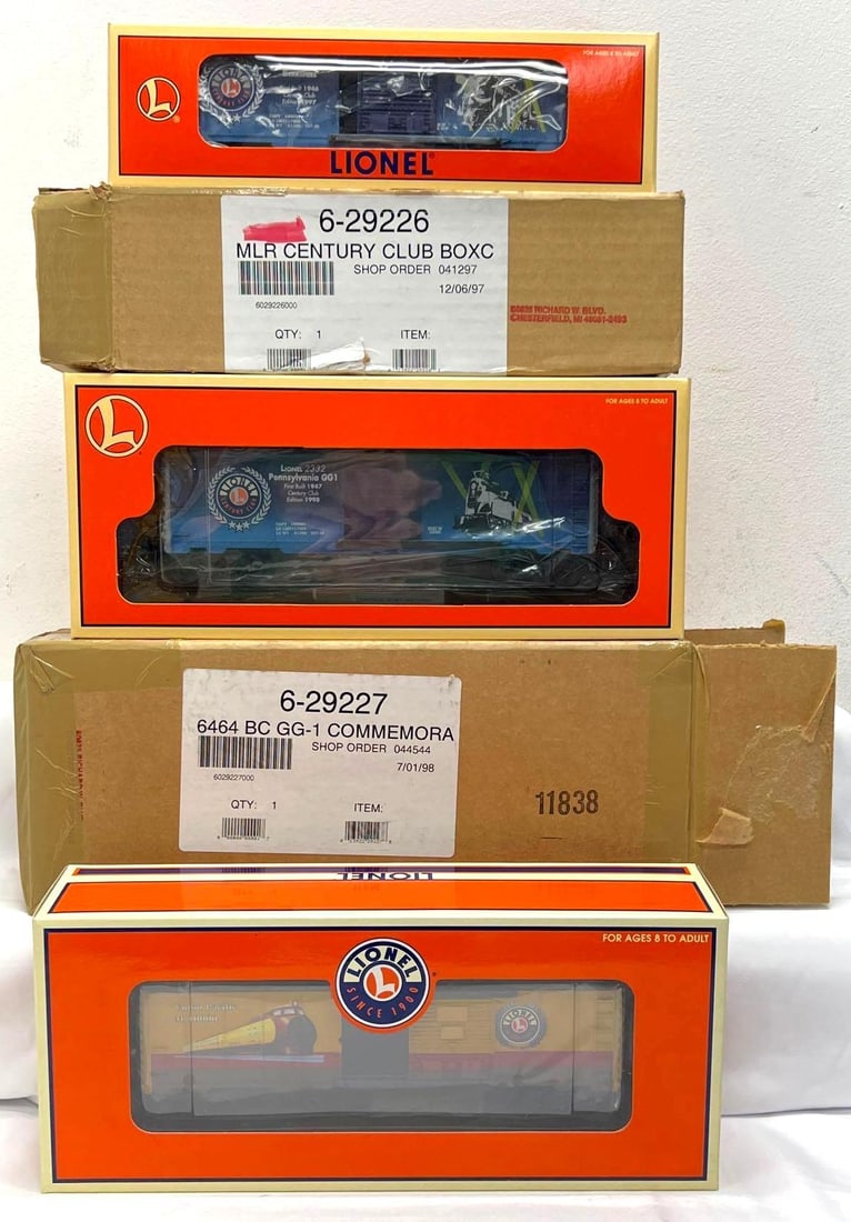Lionel 29226 29227 39237 Century Club boxcars in box (1 of 5)
