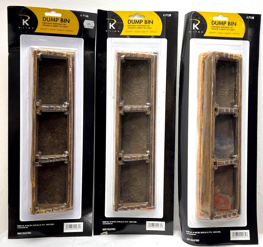 Three K-Line O scale K-712B dump bin on card (1 of 4)