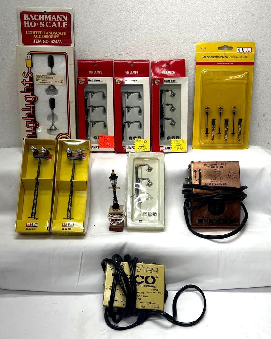 HO lights/lamps in box/on card Brawa Cornerstone more (1 of 9)