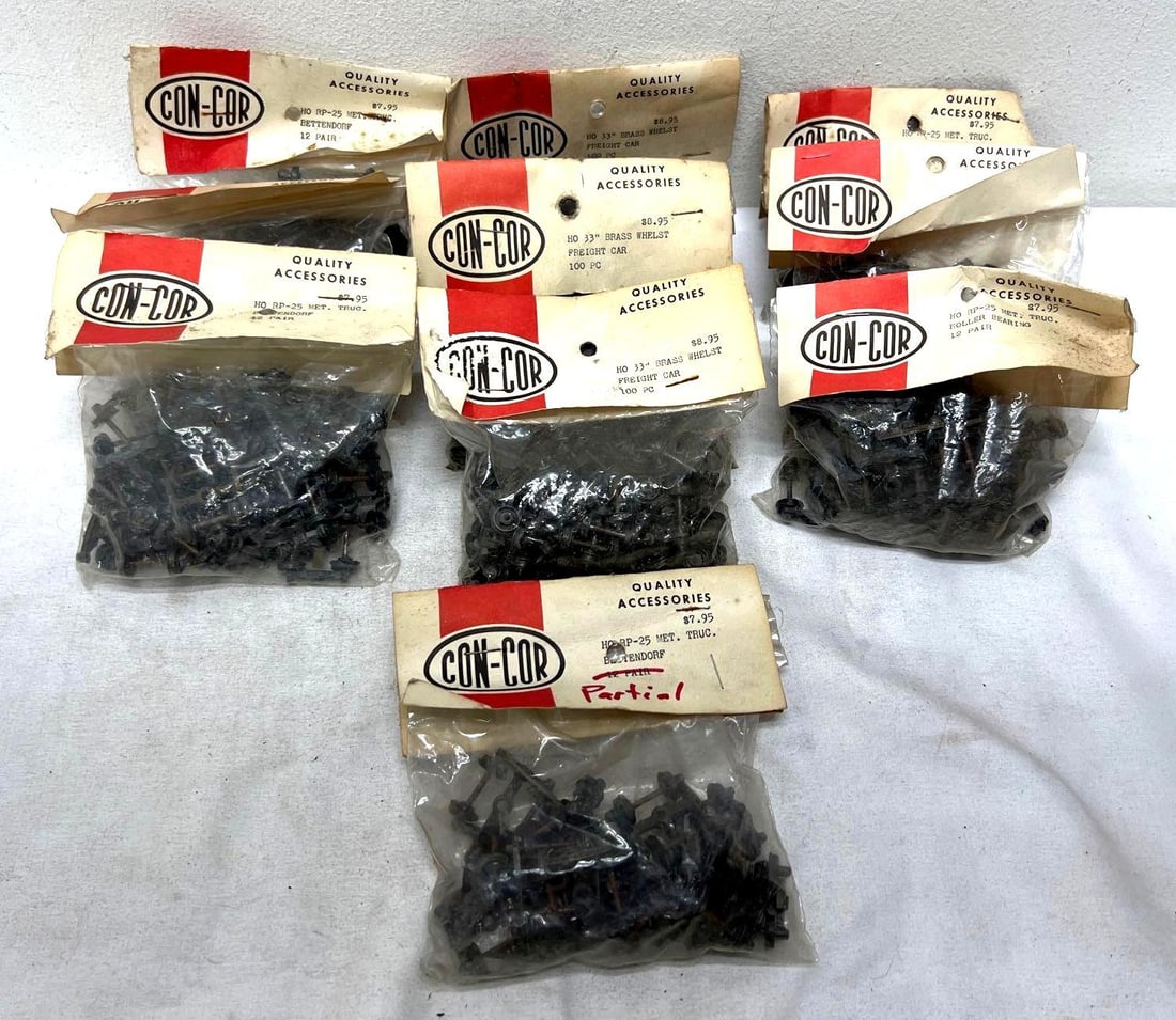 Nine bags Con-Cor trucks and wheel sets NOS (1 of 6)