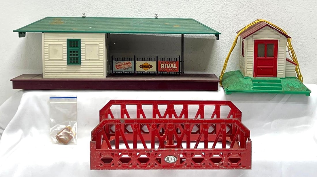 Postwar Lionel O Gauge 125 256 Prewar 270 (1 of 9)