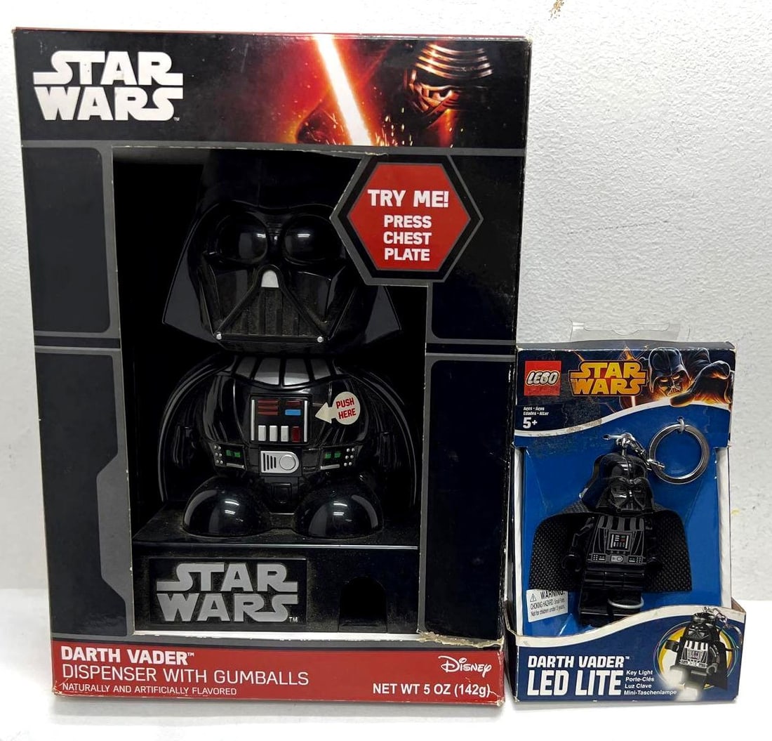 Star Wars Darth Vader Lot Bubble Gum Machine and Key Chain Light (1 of 13)