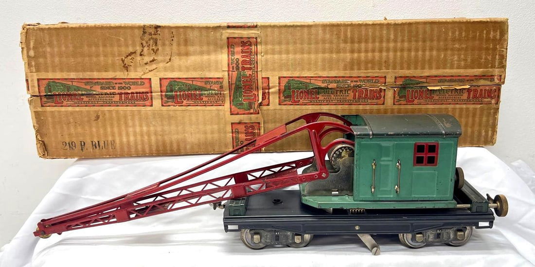 Prewar Lionel Standard Gauge 219 P.Blue Derrick with original box (1 of 8)