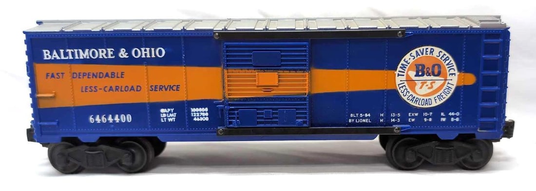 Postwar Lionel O Gauge 6464-400 B&O box car (1 of 4)