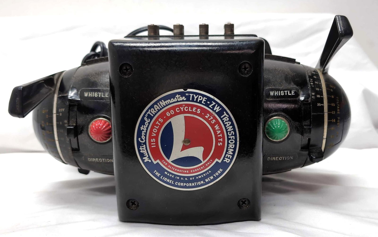 Postwar Lionel Type ZW 275 Watts transformer (1 of 4)