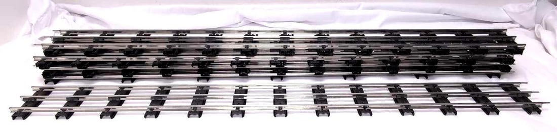 Eight 36 inch sections Modern Lionel Standard Gauge Track (1 of 3)