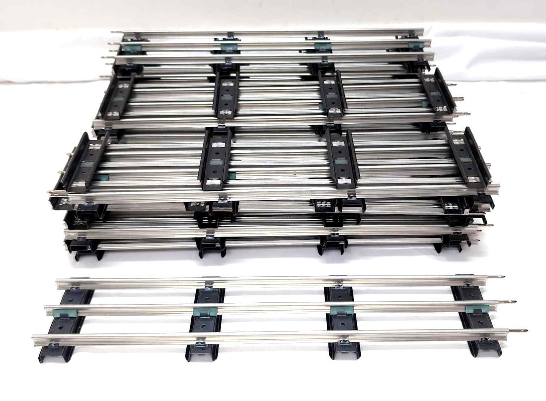 Modern Era MTH Standard Gauge Straight Track sections (1 of 3)
